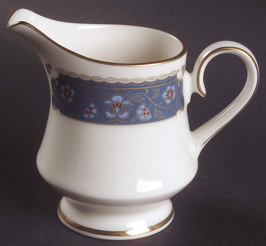 Renaissance Creamer by Carico-1
