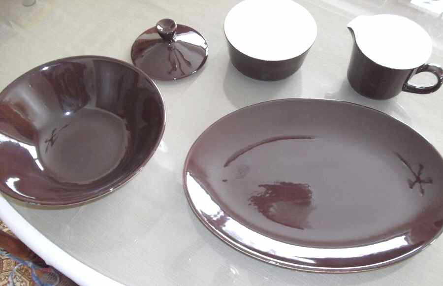 CRL1 12" Oval Serving Platter by Crown Lynn-1