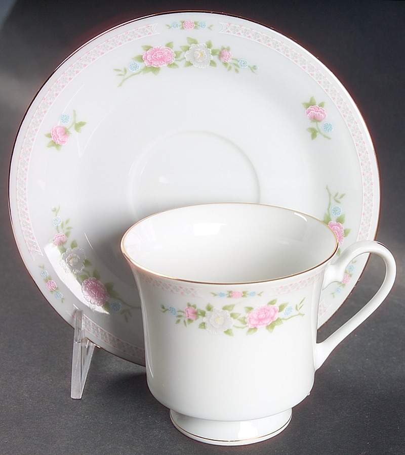 Bird of Paradise Footed Cup & Saucer Set by Crown Ming-1