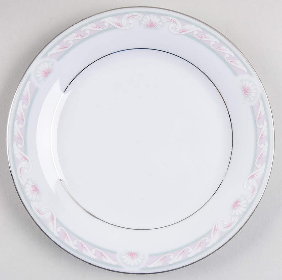 Coquille Salad Plate by Crown Ming-1