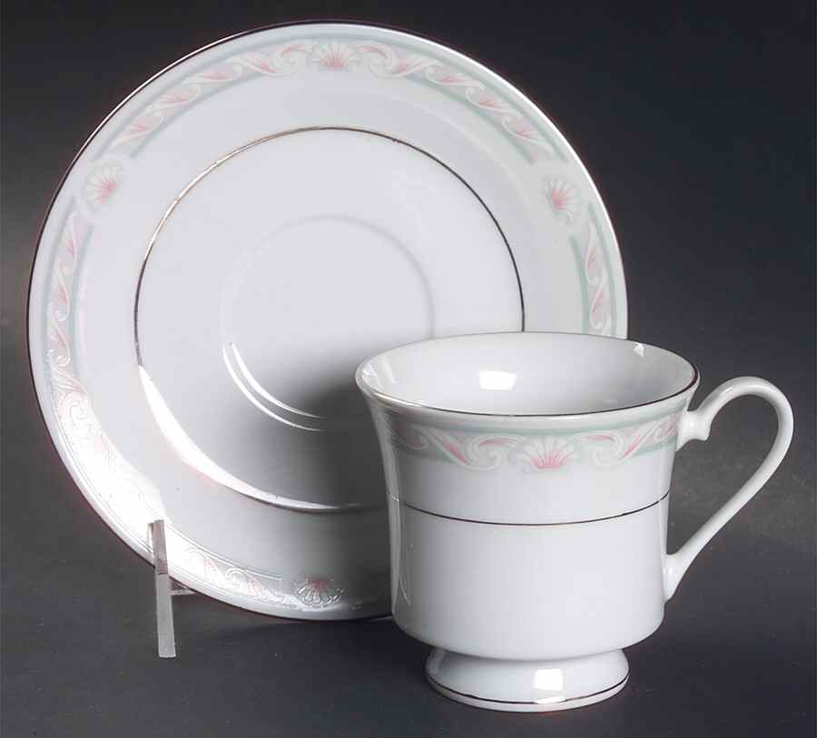 Coquille Footed Cup & Saucer Set by Crown Ming-1