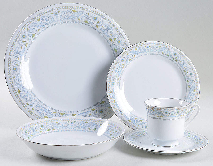 Princess 5 Piece Place Setting by Crown Ming-1