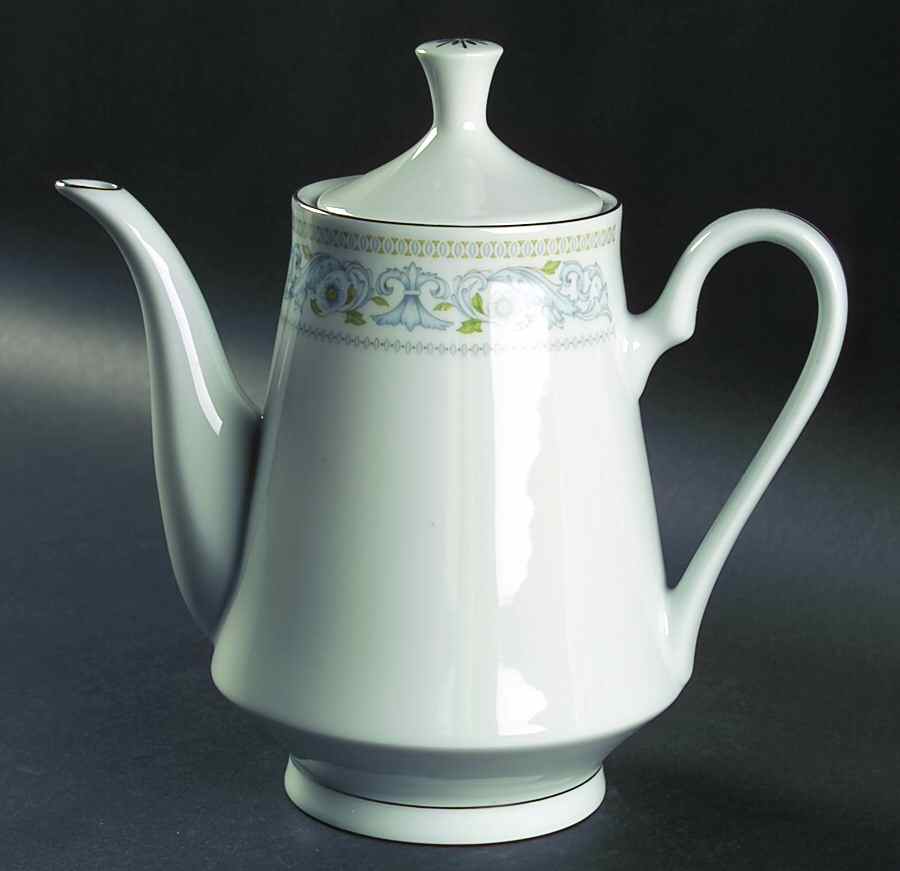 Princess Coffee Pot & Lid by Crown Ming-1