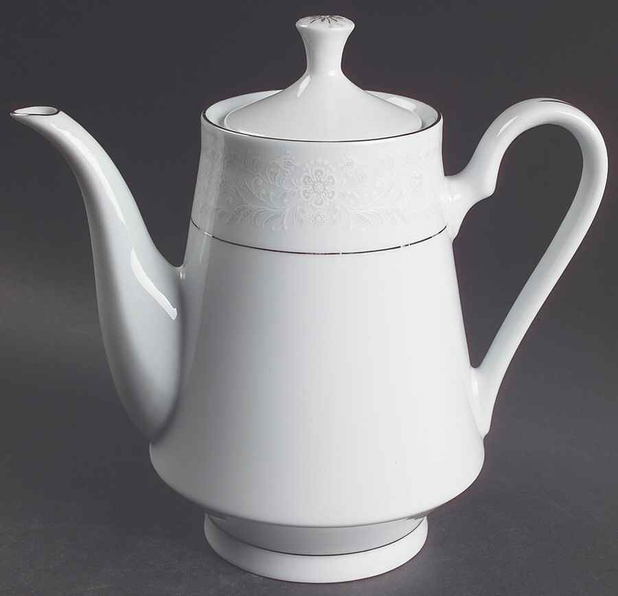 Queen's Lace Coffee Pot & Lid by Crown Ming-1