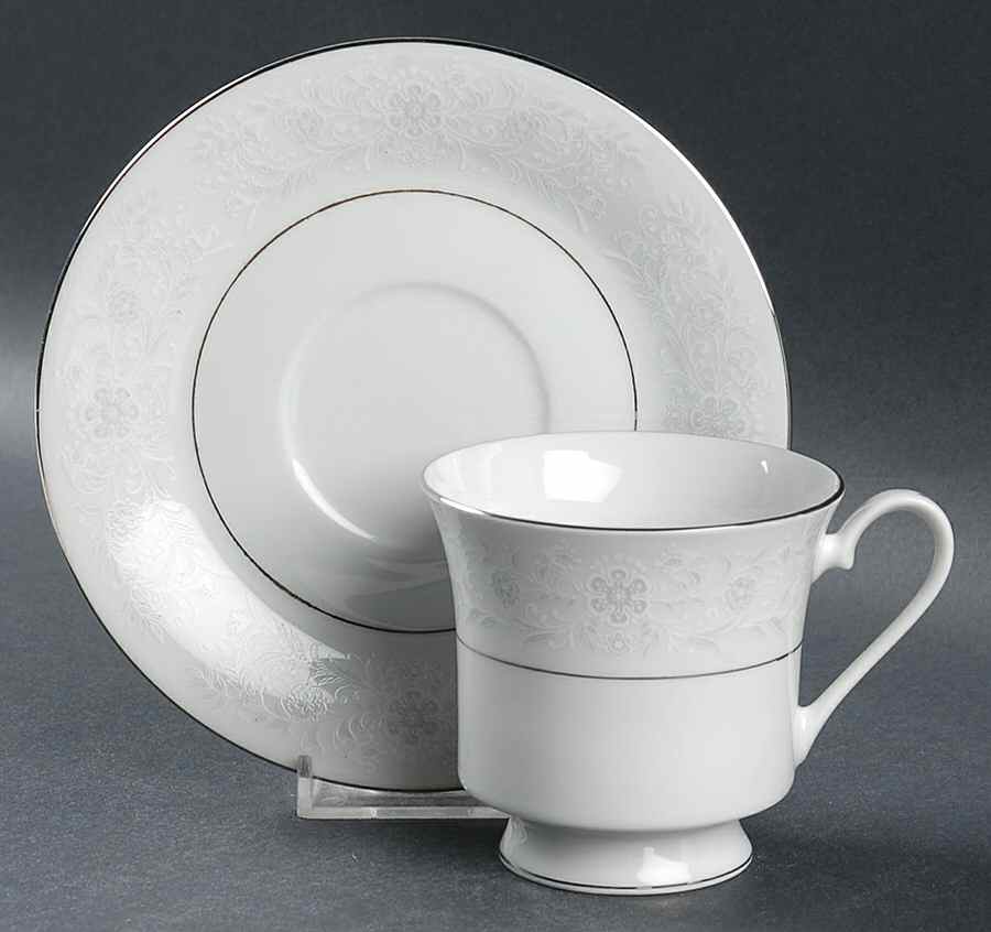Queen's Lace Footed Cup & Saucer Set by Crown Ming-1