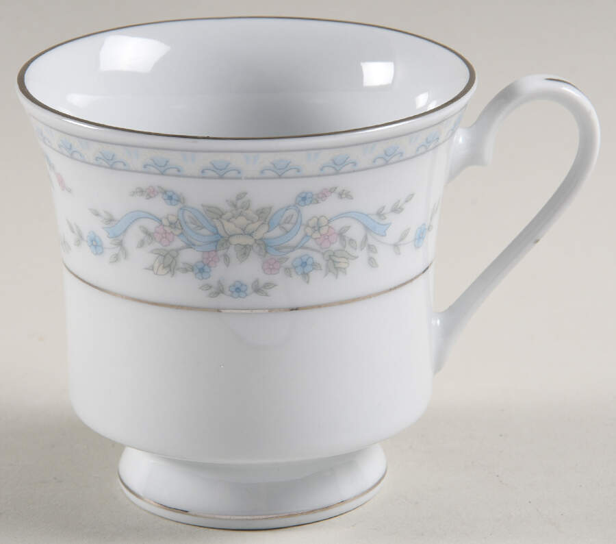 Rose Point Footed Cup by Crown Ming-1