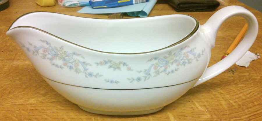 Rose Point Gravy Boat by Crown Ming-1