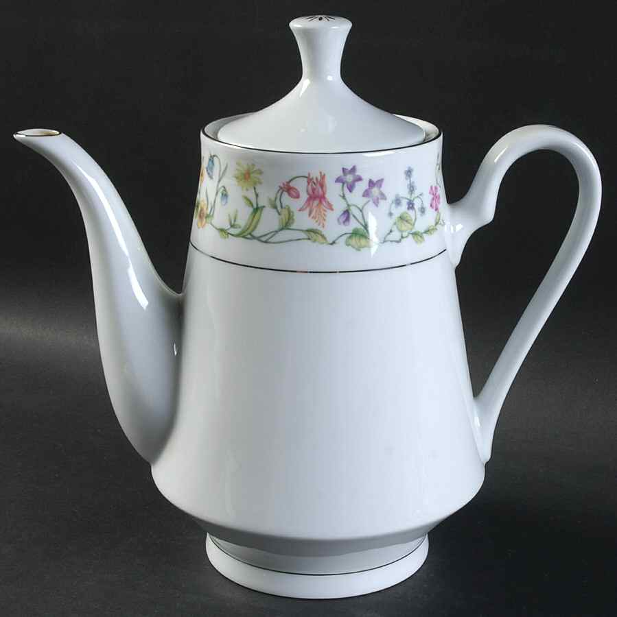 Susan Coffee Pot & Lid by Crown Ming-1