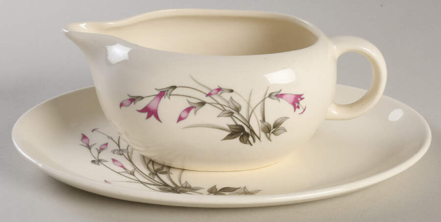 CRO103 Gravy Boat & Underplate by Crooksville-1