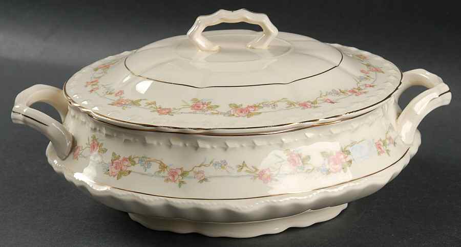 CRO19 Round Covered Vegetable by Crooksville-1