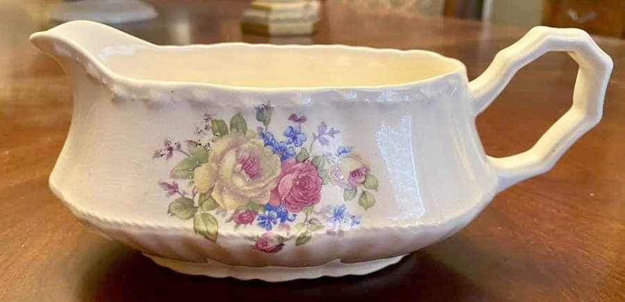 CRO52 Gravy Boat by Crooksville-1