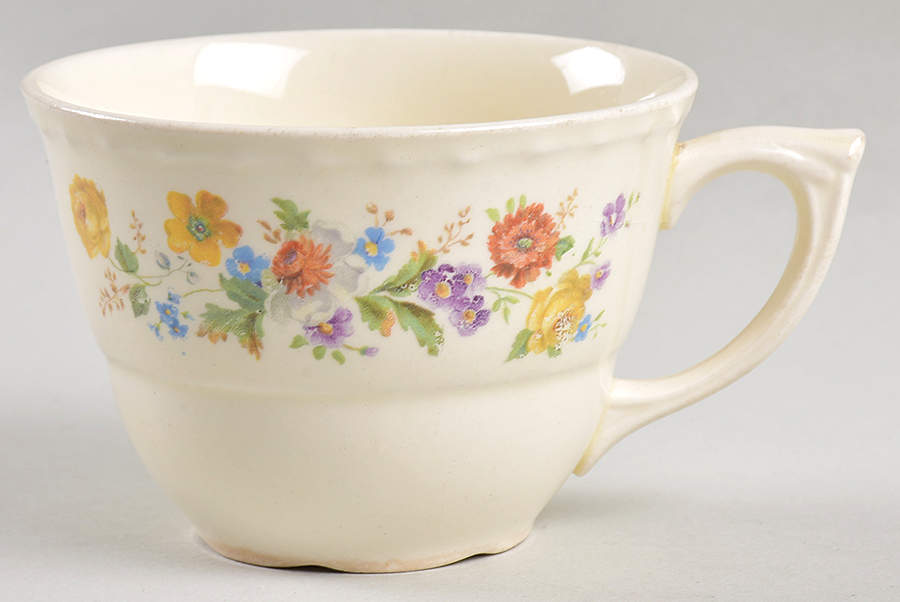 D137 Flat Cup by Crooksville-1
