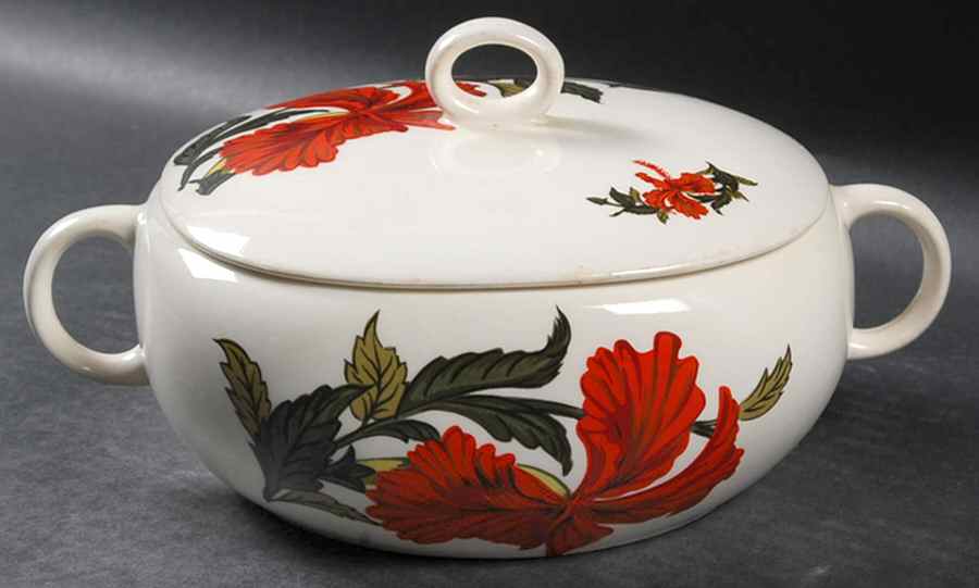 Flamingo Round Covered Vegetable by Crooksville-1