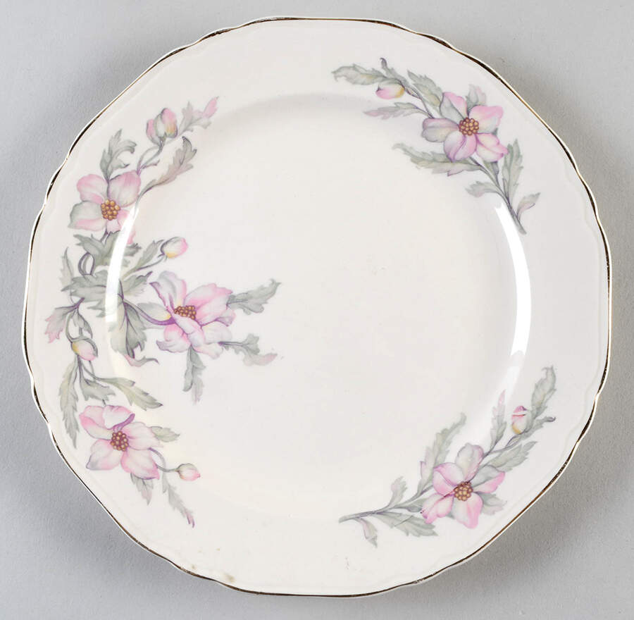 CRP11 Luncheon Plate by Crown Potteries-1