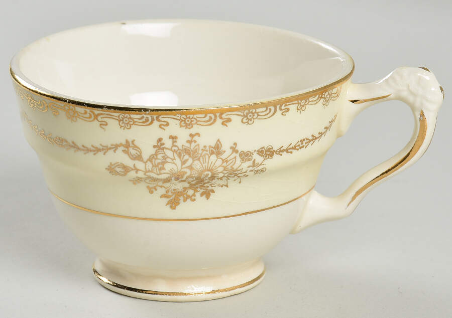 25007 Footed Cup by Crown Potteries-1
