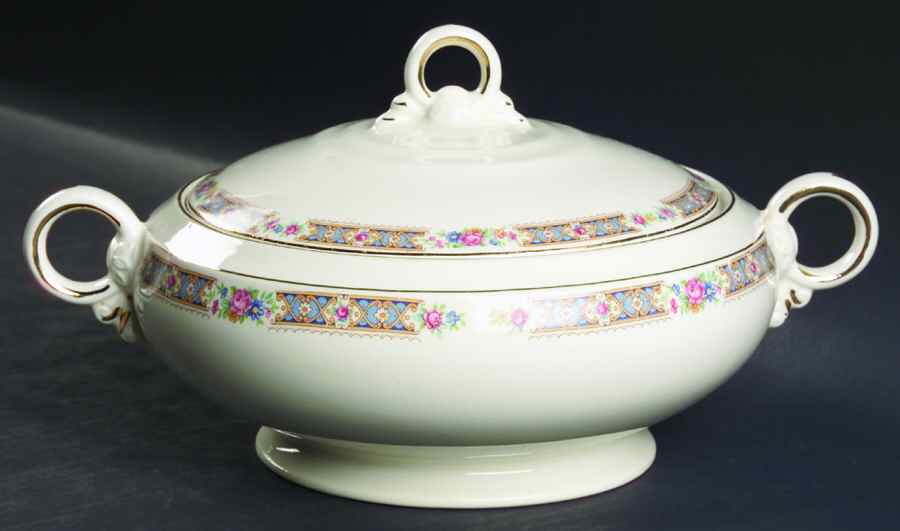 CRP5 Round Covered Vegetable by Crown Potteries-1