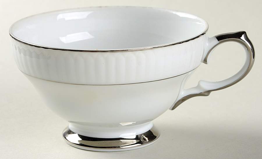 Elegance Footed Cup by Crown Royal-1