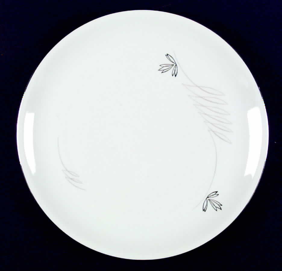 Lido Dinner Plate by Crown Royal-1