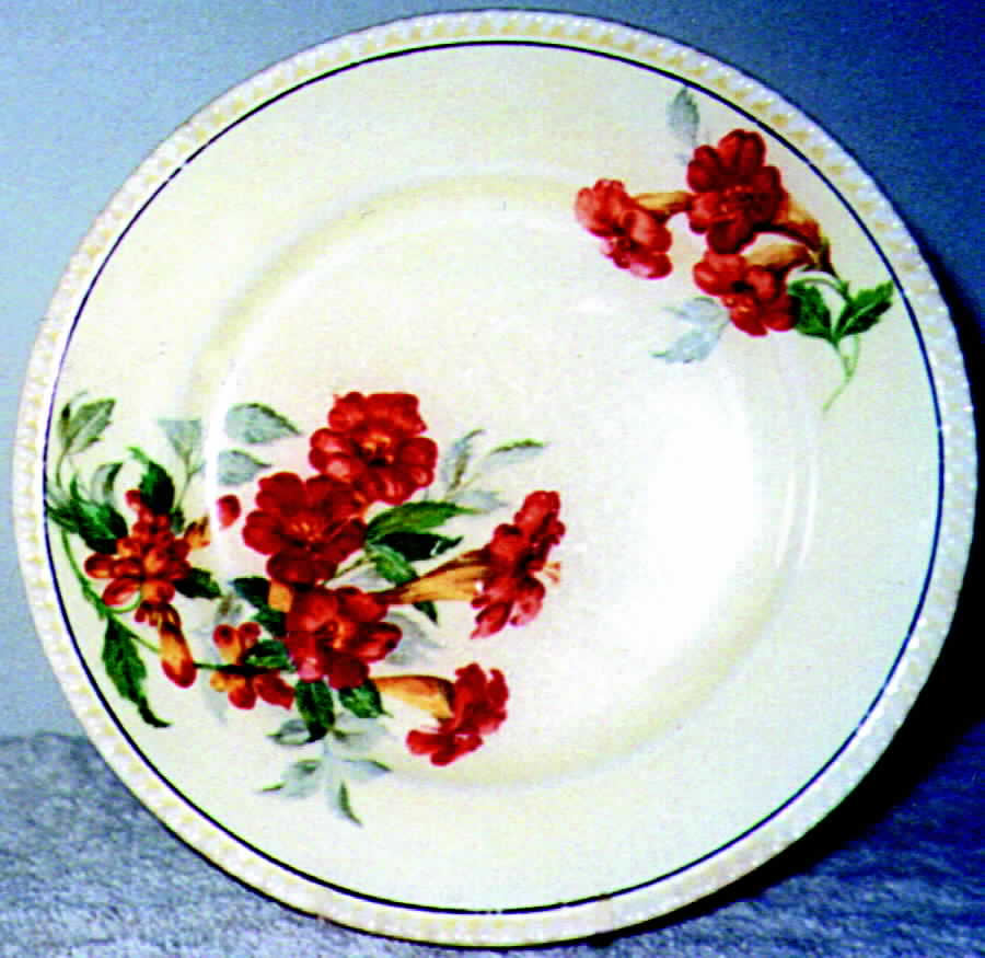 Golden Marie Dinner Plate by Crescent China -1