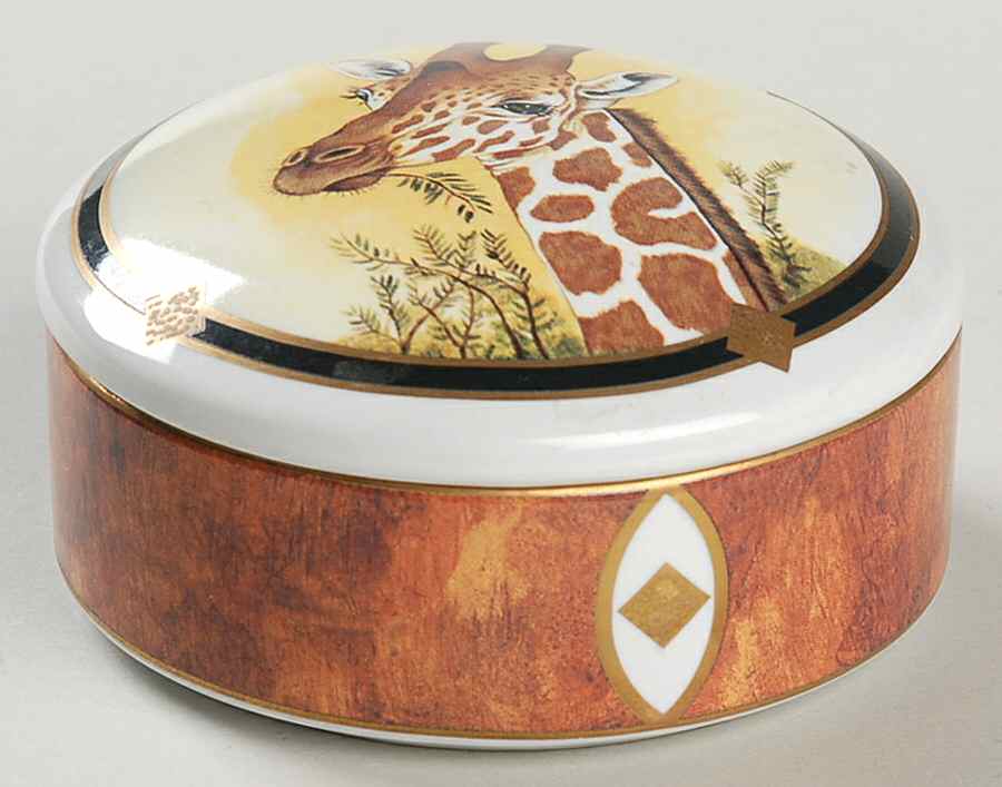 African Portraits 3" Round Box & Lid by Lynn Chase-1