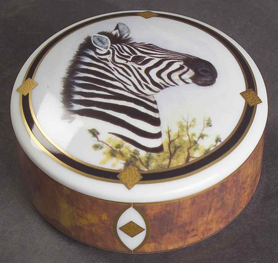 African Portraits 3" Round Box & Lid by Lynn Chase-1
