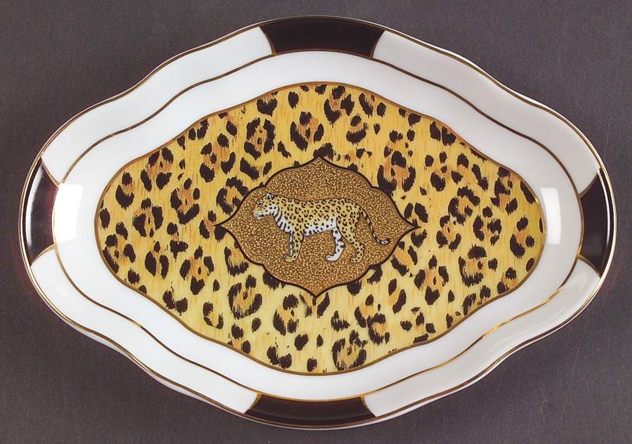 Amazonian Jaguar Large Leaf Dish by Lynn Chase-1