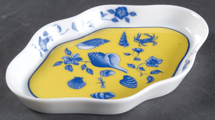Costa Azzurra Small Leaf Dish by Lynn Chase-1