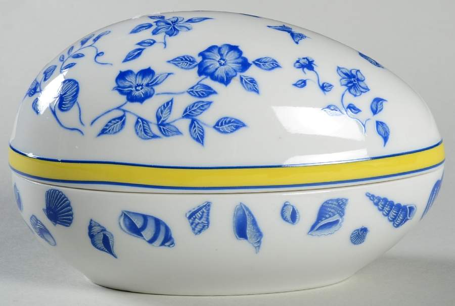 Costa Azzurra Large Egg Box & Lid by Lynn Chase-1