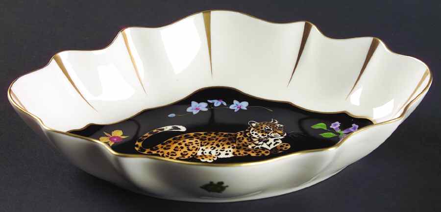Jaguar Jungle Medium Oval Fluted Dish by Lynn Chase-1
