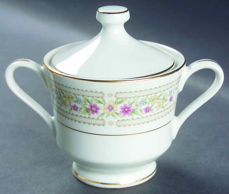 Chelsea Sugar Bowl & Lid by Crescent (Japan)-1