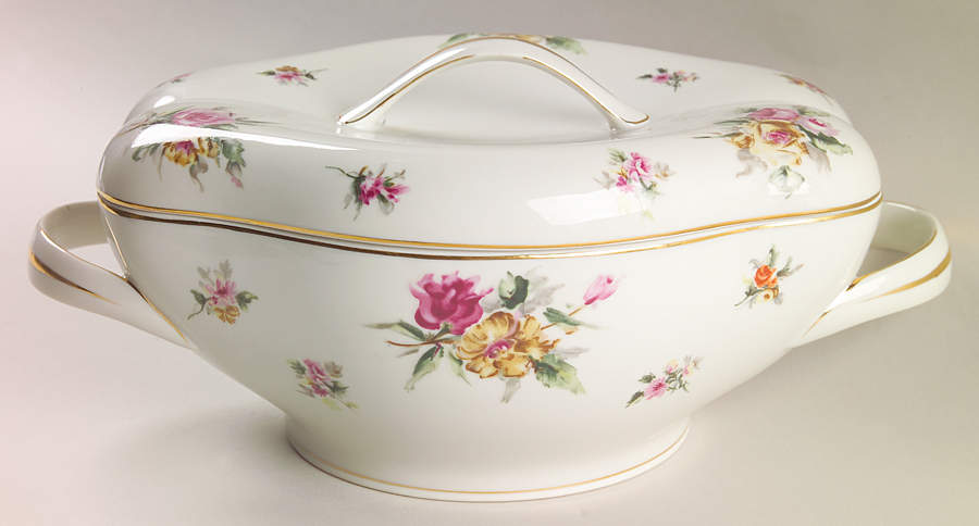 CST2 Oval Covered Vegetable by Crescent (Japan)-1
