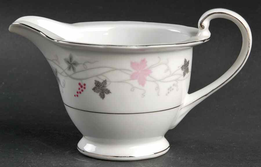 Twilight Creamer by Crescent (Japan)-1