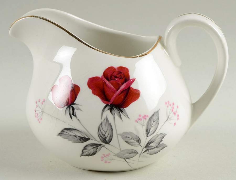 CSX3 Creamer by Crown Essex-1