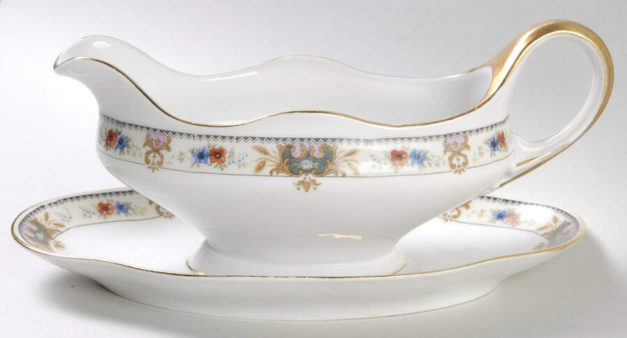 2251 Gravy Boat with Attached Underplate by Carl Tielsch-1