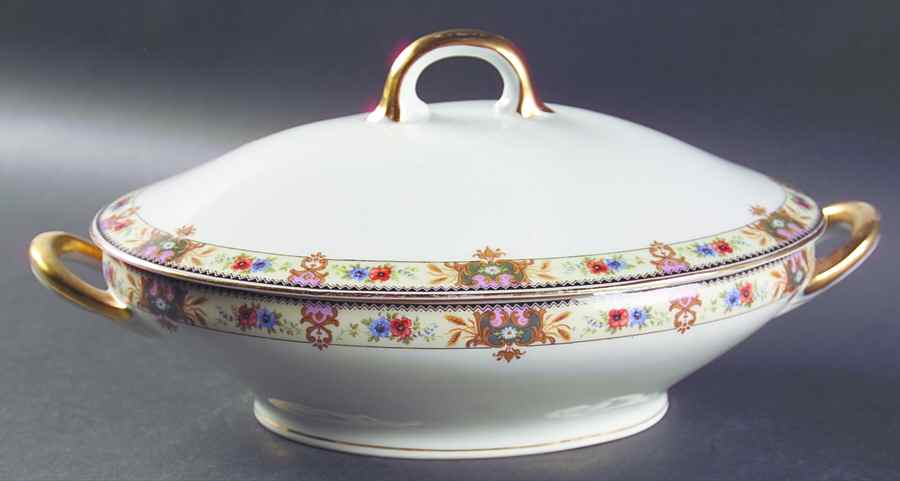 2251 Oval Covered Vegetable by Carl Tielsch-1