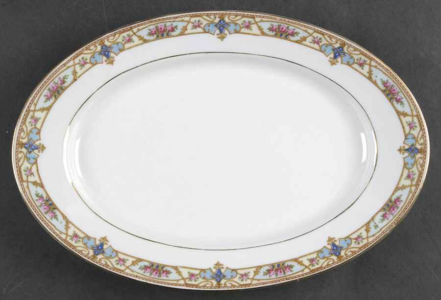 2261 11" Oval Serving Platter by Carl Tielsch-1