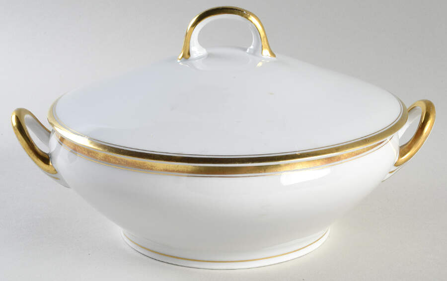 6521 (Altwasser) Round Covered Vegetable by Carl Tielsch-1
