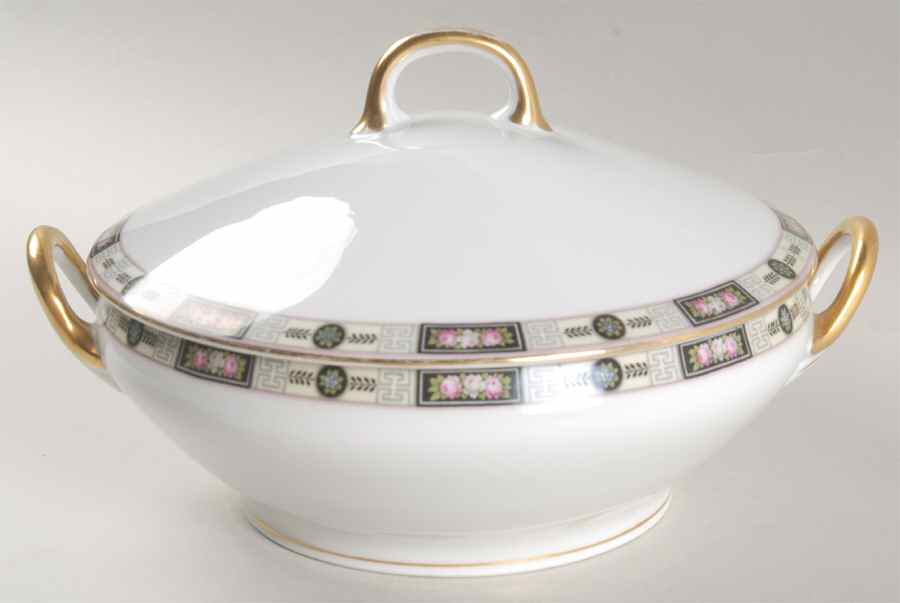 2131 Round Covered Vegetable by Carl Tielsch-1