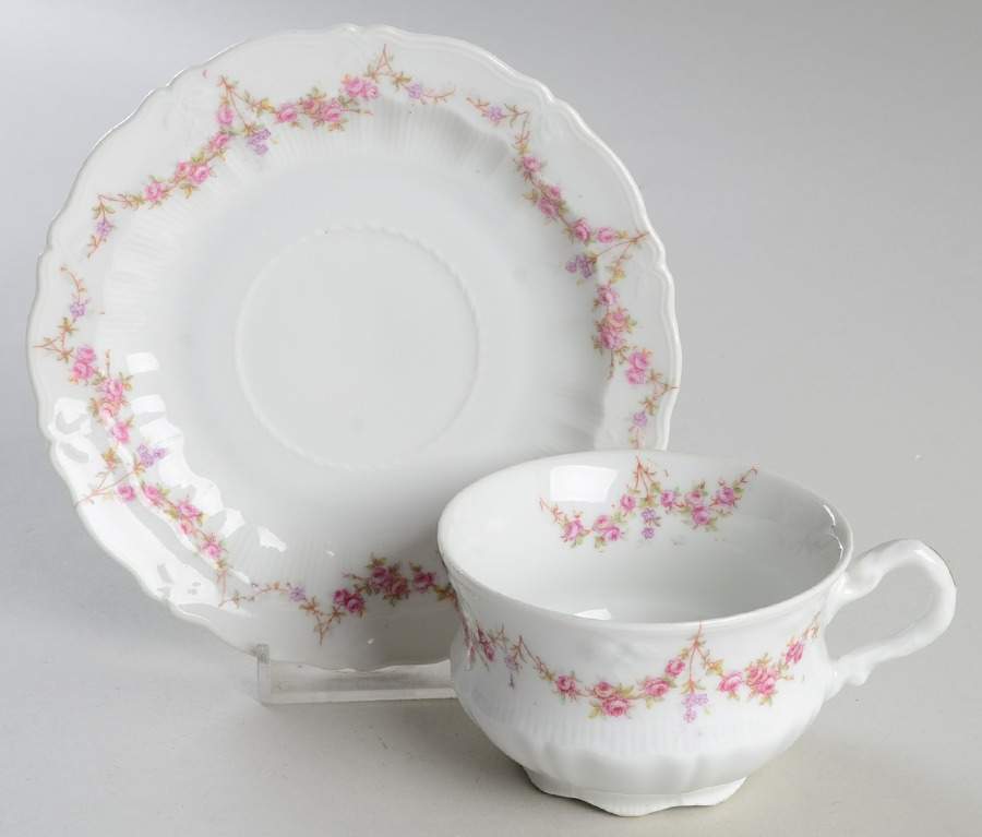 CTI22 Flat Cup & Saucer Set by Carl Tielsch-1