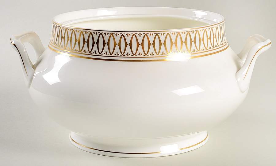 La Maison Des Must Tureen No Lid by Cartier-1