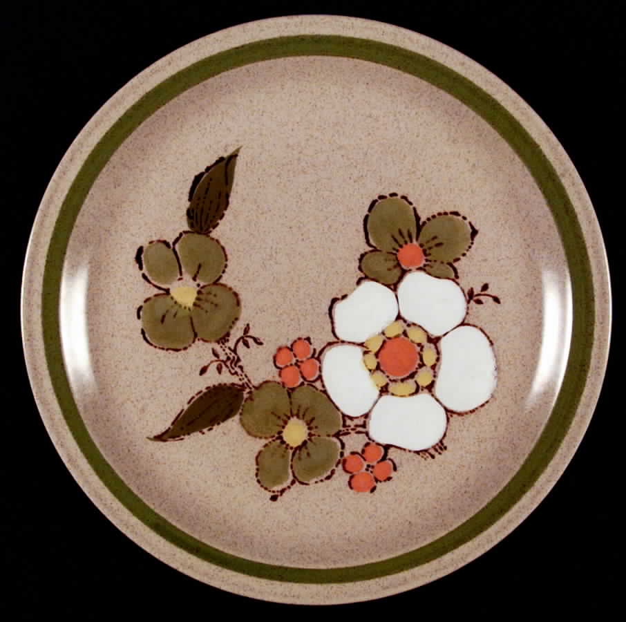 Cucumber Dinner Plate by Cupboard Craft-1
