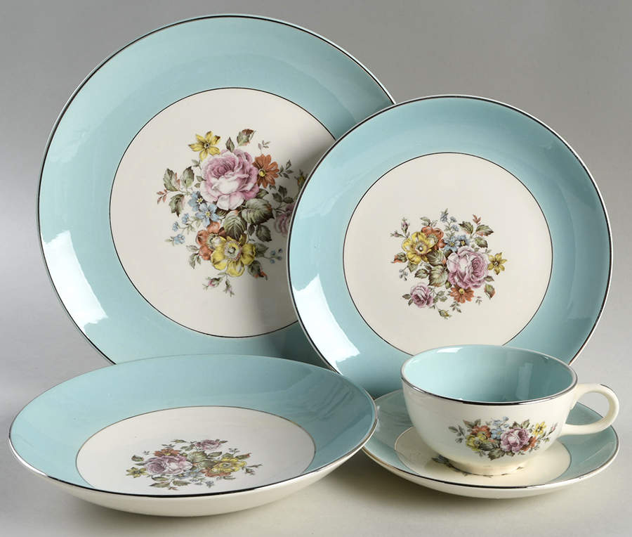 Danube 5 Piece Place Setting by Cunningham & Pickett-1