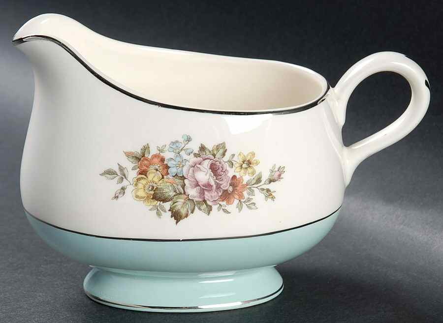 Danube Gravy Boat by Cunningham & Pickett-1