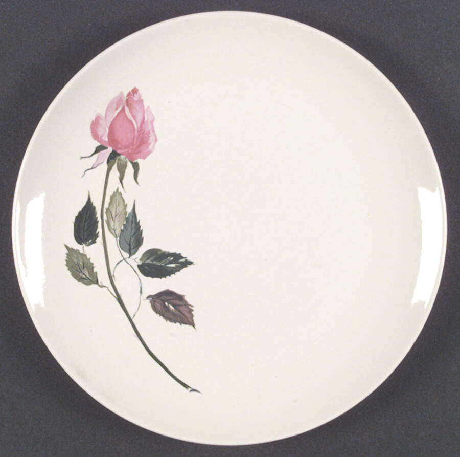 Dubarry (Rhythm) Dinner Plate by Cunningham & Pickett-1