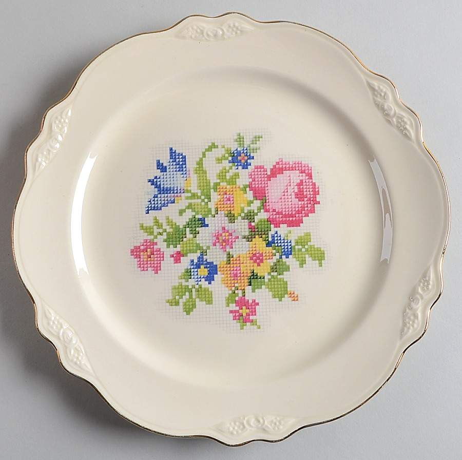 Petipoint Luncheon Plate by Cunningham & Pickett-1
