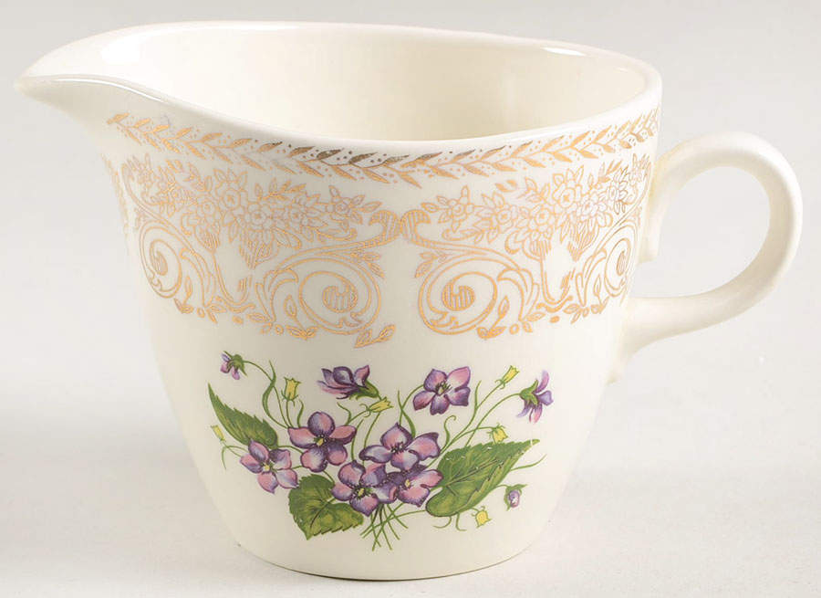 Springviolet Creamer by Cunningham & Pickett-1
