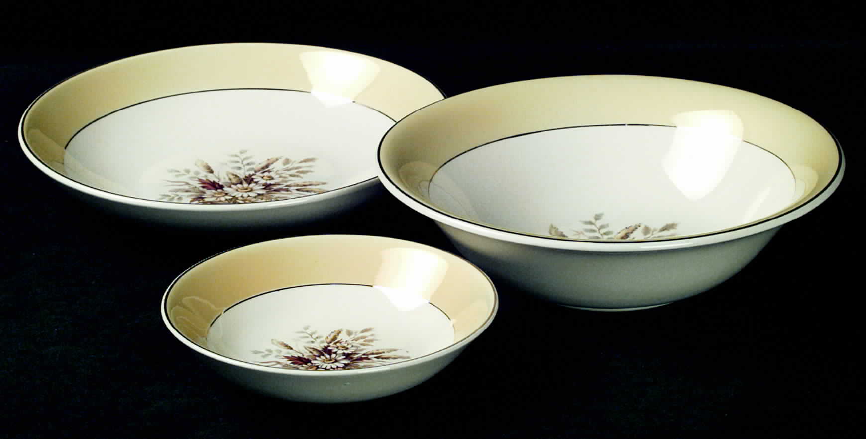 Sunglow 7" Round Vegetable Bowl by Cunningham & Pickett-1