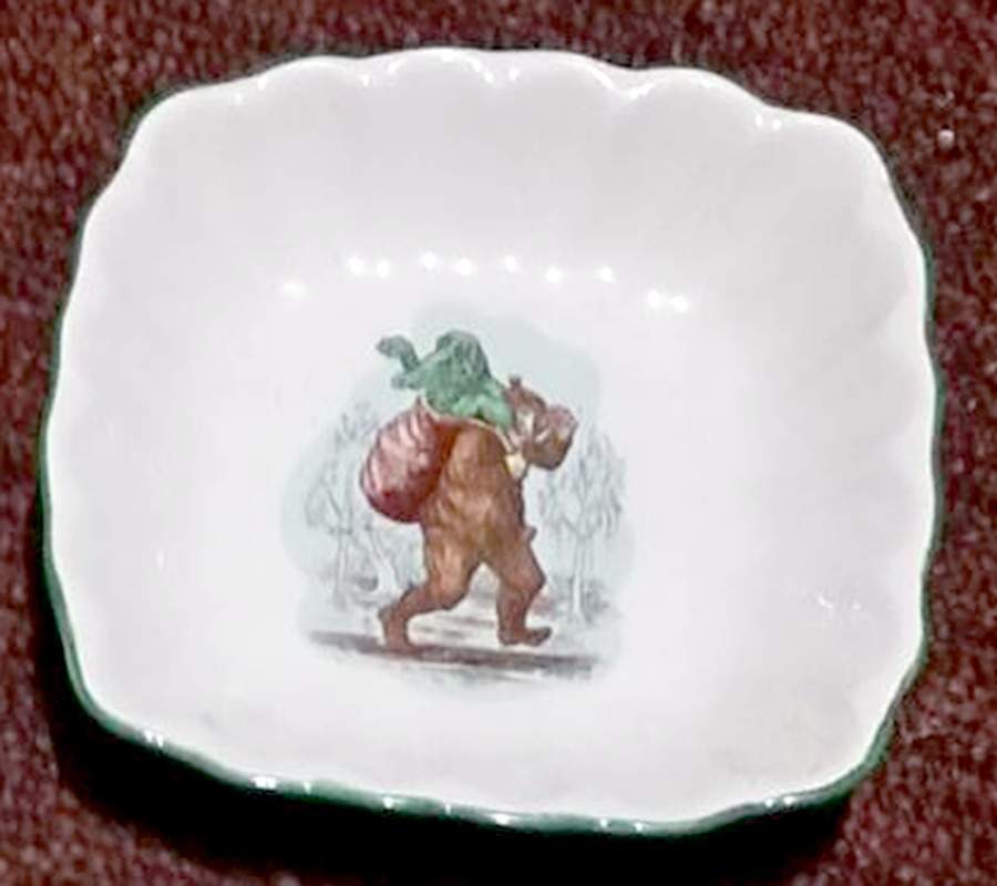 Cajun Christmas 4" Square Scalloped Dish by Cuthbertson-1