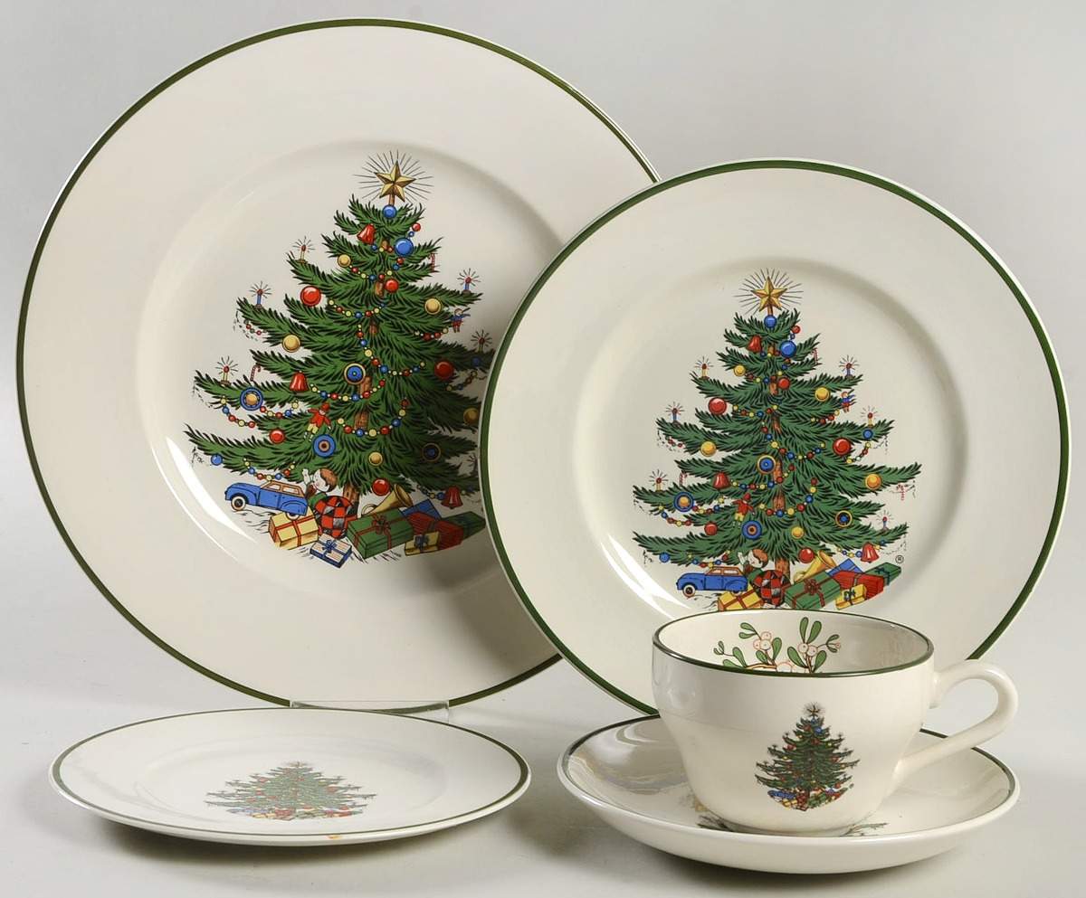 Christmas Tree (Narrow Green Band) 5 Piece Place Setting by Cuthbertson-1