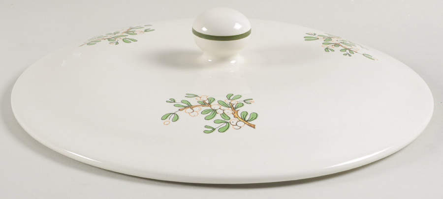 Christmas Tree (Narrow Green Band) Lid for 2 Qt Round Covered Casserole by Cuthbertson-1